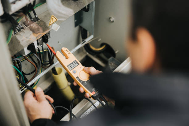 Best Emergency Electrician Near Me  in Muscatine, IA